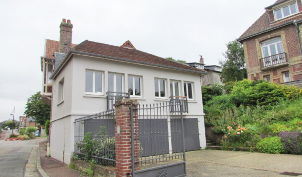 Vue exterieur du gîte gabrielle à Pourville sur mer